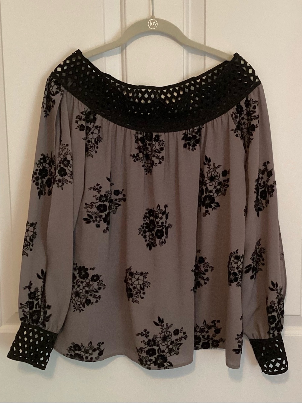 Ariella Gray Off-Shoulder Floral Blouse with Black Trim